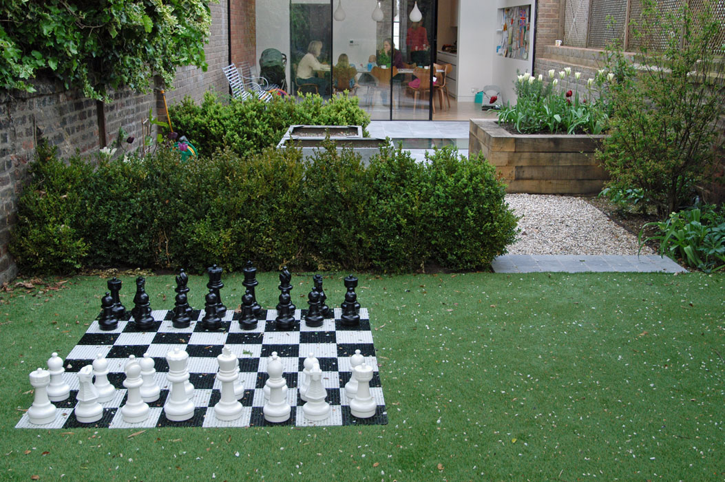 Lawn chess set